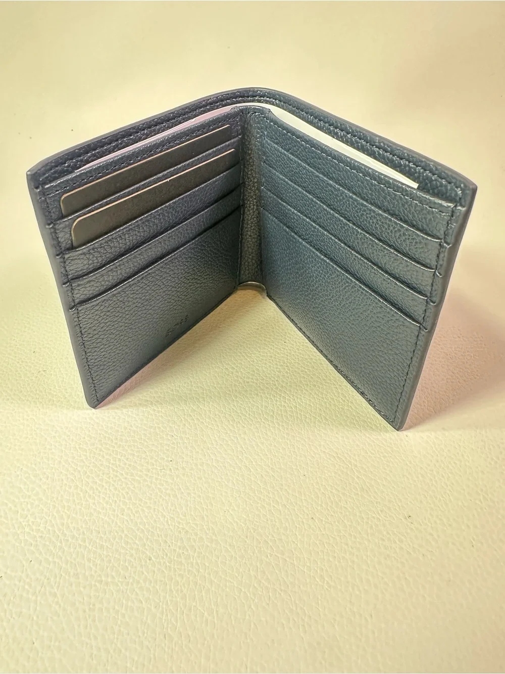 NEW Men’s Boss Ray Grained Navy Dusty Blue Leather Bifold Wallet